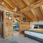 Σαλέ Ferme Des Cornuts 15 Guests • Hot Tub • Bus Les Gets