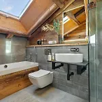 Ferme Des Cornuts 15 Guests • Hot Tub • Bus