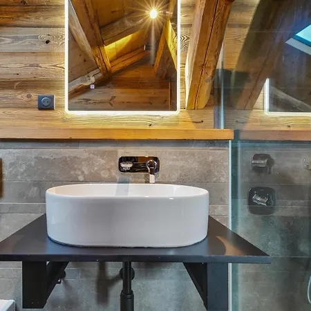 Ferme Des Cornuts 15 Guests • Hot Tub • Bus シャレー