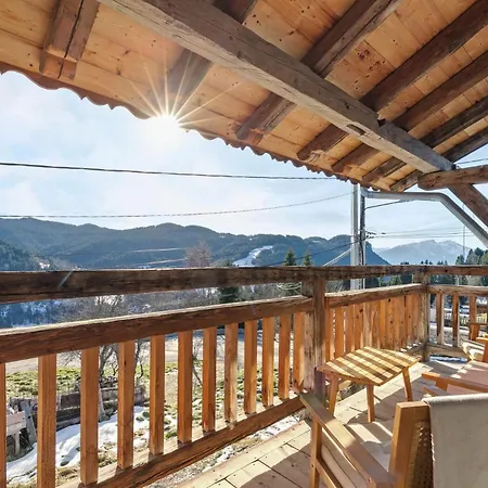 シャレー Ferme Des Cornuts 15 Guests • Hot Tub • Bus レ・ジェ
