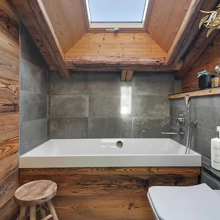 Ferme Des Cornuts 15 Guests • Hot Tub • Bus *